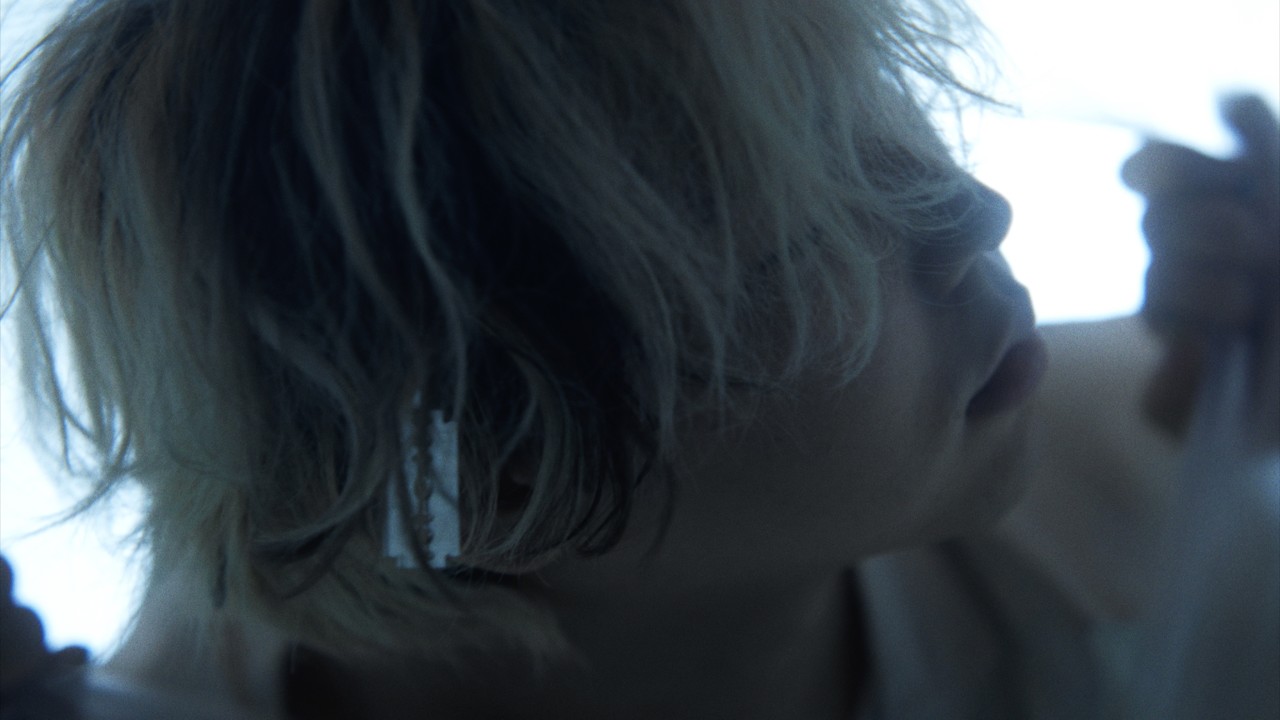 秋山黄色、最新アルバム『Magic if』より
