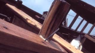 05 Phill Niblock - Zrost (23.32, 2004) [Touch]