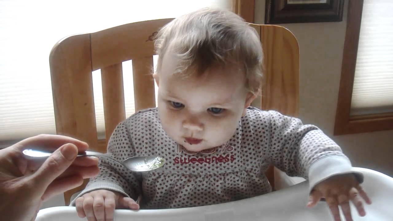 baby eating kiwi YouTube