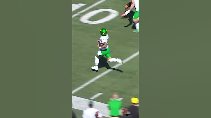 Dillon Gabriel Can FLY! 💨 #collegefootball #oregon #football