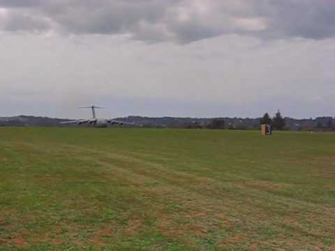 US AirForce Pay A Visit to Auckland