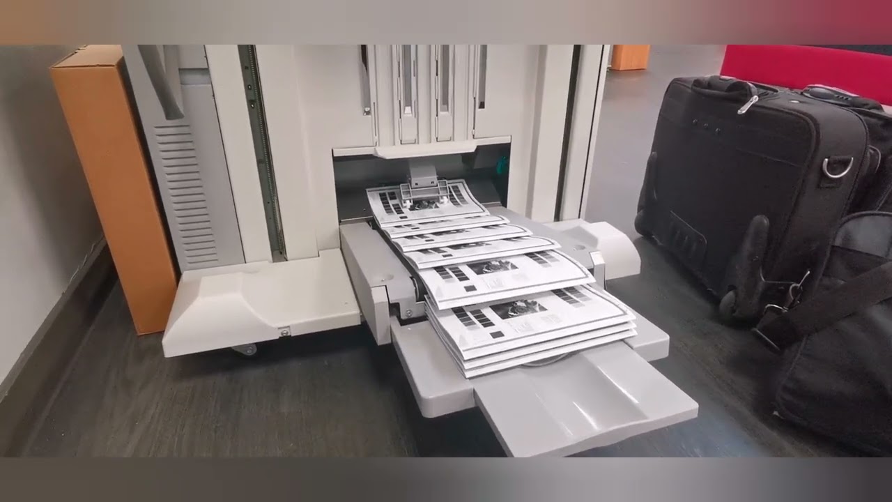 Canon DX 8705 Booklet Finisher W1 Pro