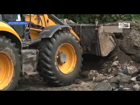 რატომ ყრის სანდასუფთავების სამსახურის საკუთარ ეზოში ნაგავს?