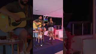 İpek Mi̇ra Sahnedeşfet Şfet Şfet