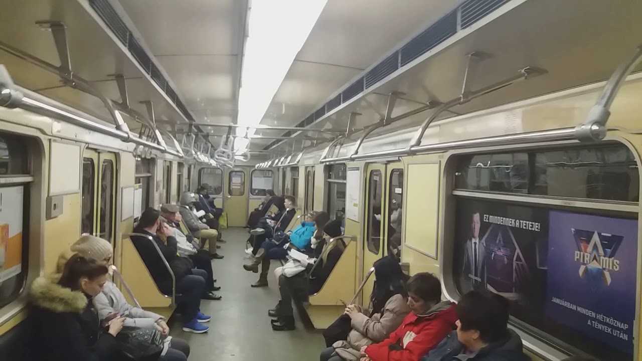 81-717 (347) M3-as metró