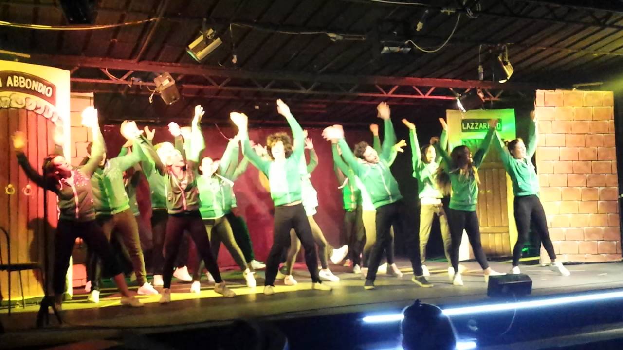 Animatori Samarcanda Presentano la sigla (Siamo noi Samarcanda Freak Version)