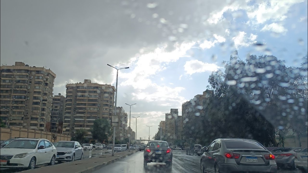 اللهمَّ صَيِّبًا نافعًا،