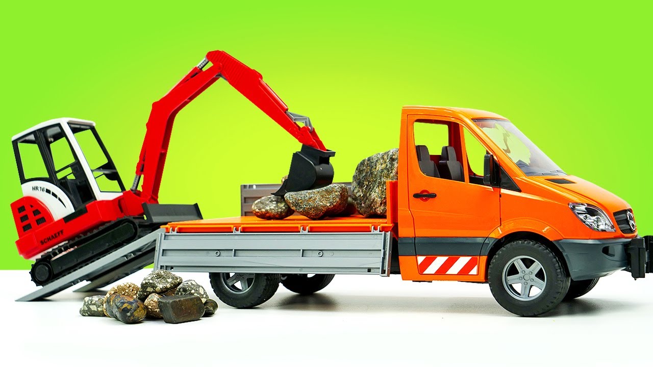 Macchine per bambini in azione! L'escavatore giocattolo salva tutti dalla frana. Video per bambini