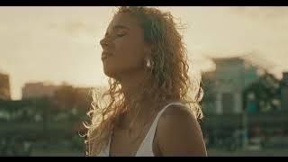 Dahili, LATENIGHTJIGGY, El Clooy, Maikel Delacalle - Como no