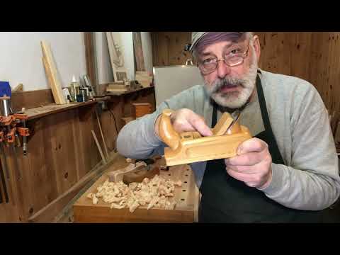 المقاشط الخشبية وشفرات القطع المسطحة والمخروطية حديث عن المقاشط ٥ ديسمبر ٢٠٢٥