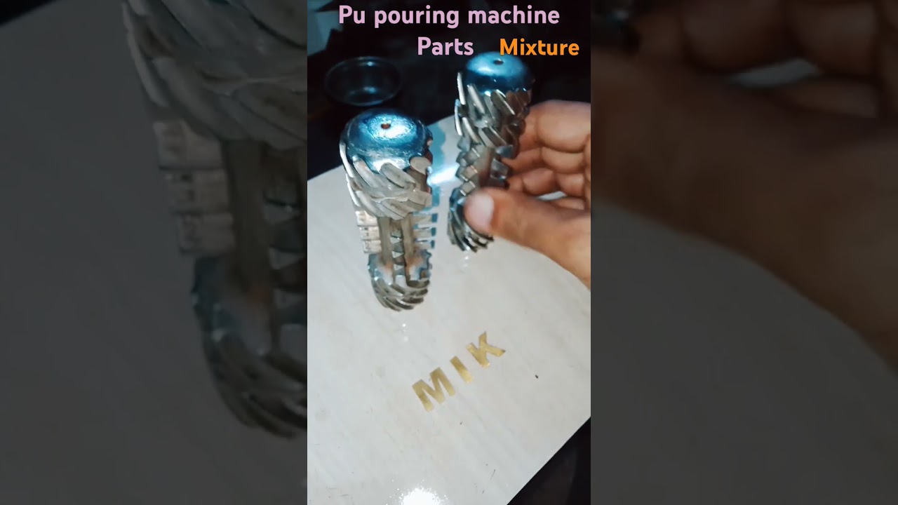 Pu pouring machine Parts mixture Shoes Machine parts mixture Chappal bannane ki Machine 