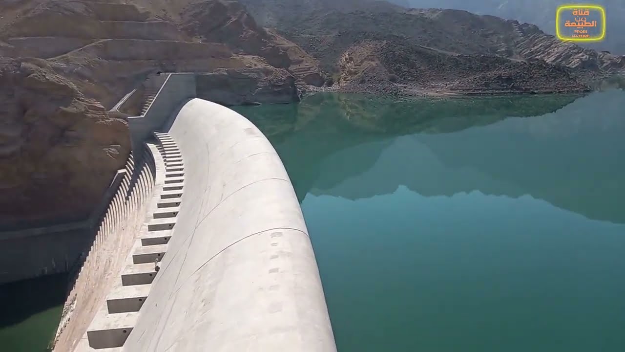 رحلة إلى سحر وادي ضيقة: اكتشفوا روعة السد العماني الخلاب - Wadi Dayqah Dam Oman