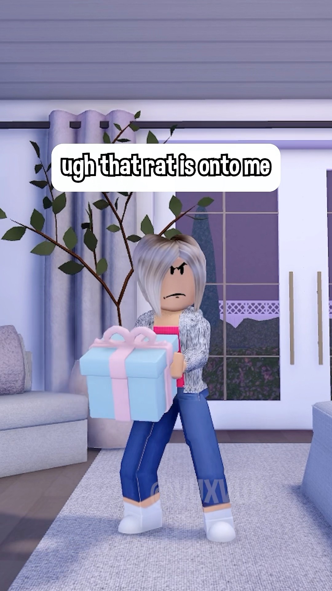 MOM STOLE MY CHRISTMAS PRESENT?#robloxshorts #berryave #roblox