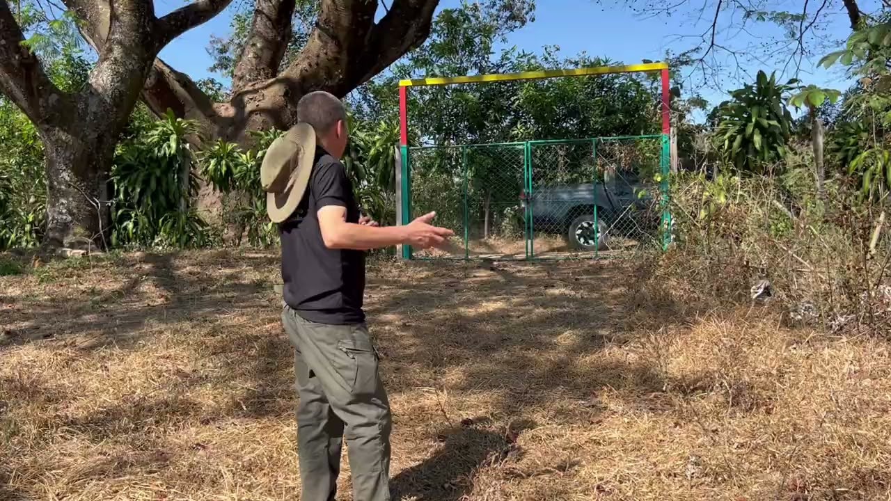 El Drácula Le Perforó El Tanque De Combustible A un Helicóptero Con Un DRAGONOV 