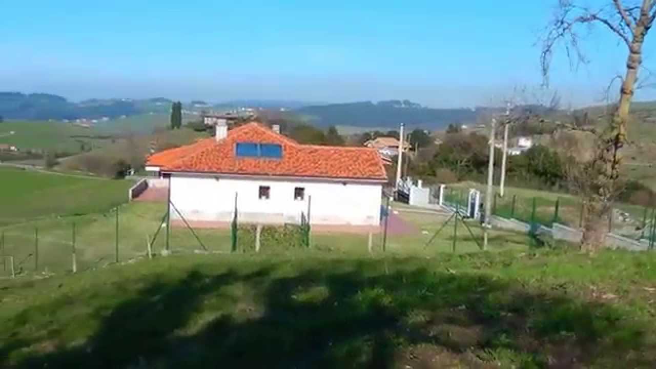 BAJANDO DE LA MIRANDA (LLANERA, ASTURIAS)