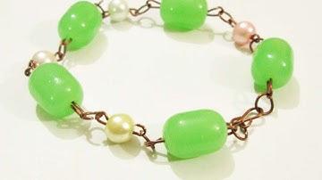 How To Make A Pretty Wire Beaded Bracelet - DIY Crafts Tutorial - Guidecentral