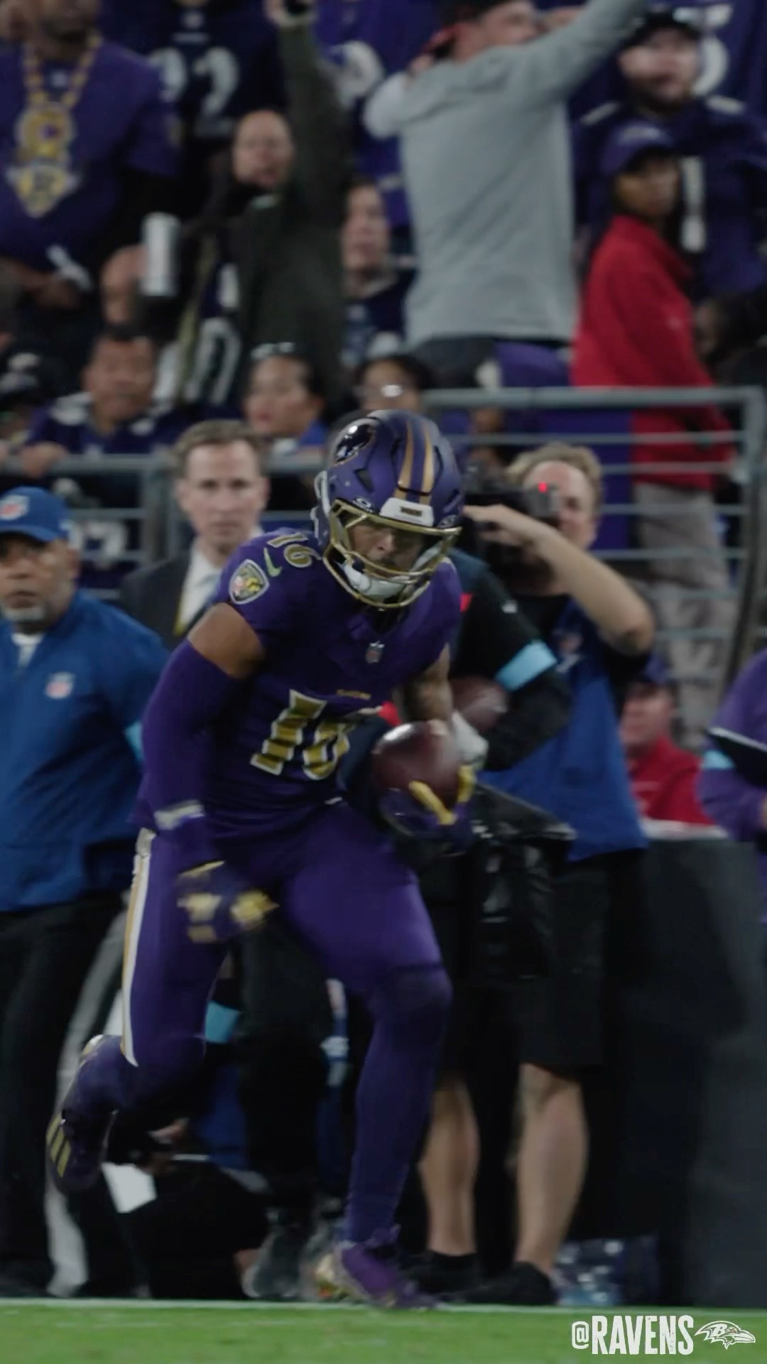Tylan Wallace aka The Purple Raven ?‍♂️ #nflgameday #ravens #hype #highlights #shorts