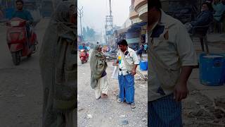 Bhikhari ki Bhikhari se hui Ladai 😂 #funny #youtube #comedy #standupcomedy #india #shorts #viral