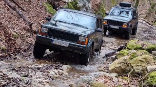 I Broke My Jeep On A Steep Slope  3 XJs Climbing Hills  2.5 Turbo Diesel, 4.0 HO & 2.5i