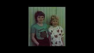 Manic Street Preachers - Small Black Flowers That Grow In The Sky (Demo Version)