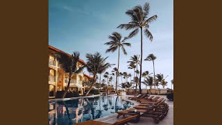 Modish Backdrops for Room Service