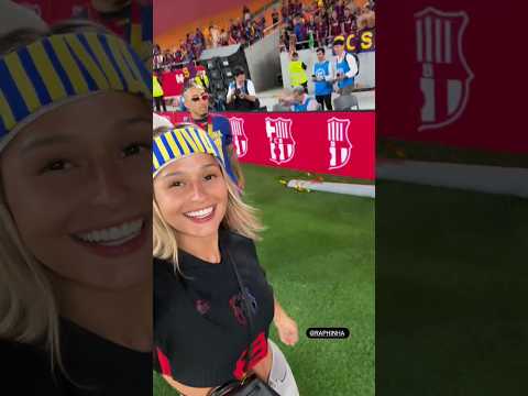 رافينيا يحتفل رفقة زوجته اكسبلور