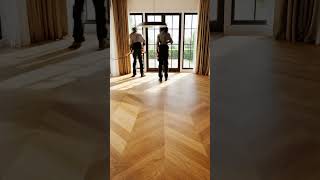 Stunning Oak Herringbone Floor - 3 Minute Build