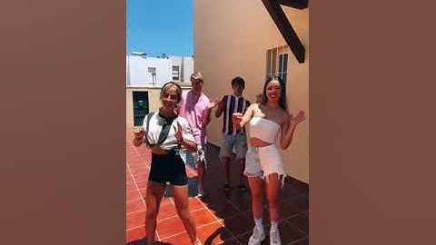 Este baile el mas divertido😝TREND de TikTok con Ariann Music y Cesar 🙏🏼 #Shorts