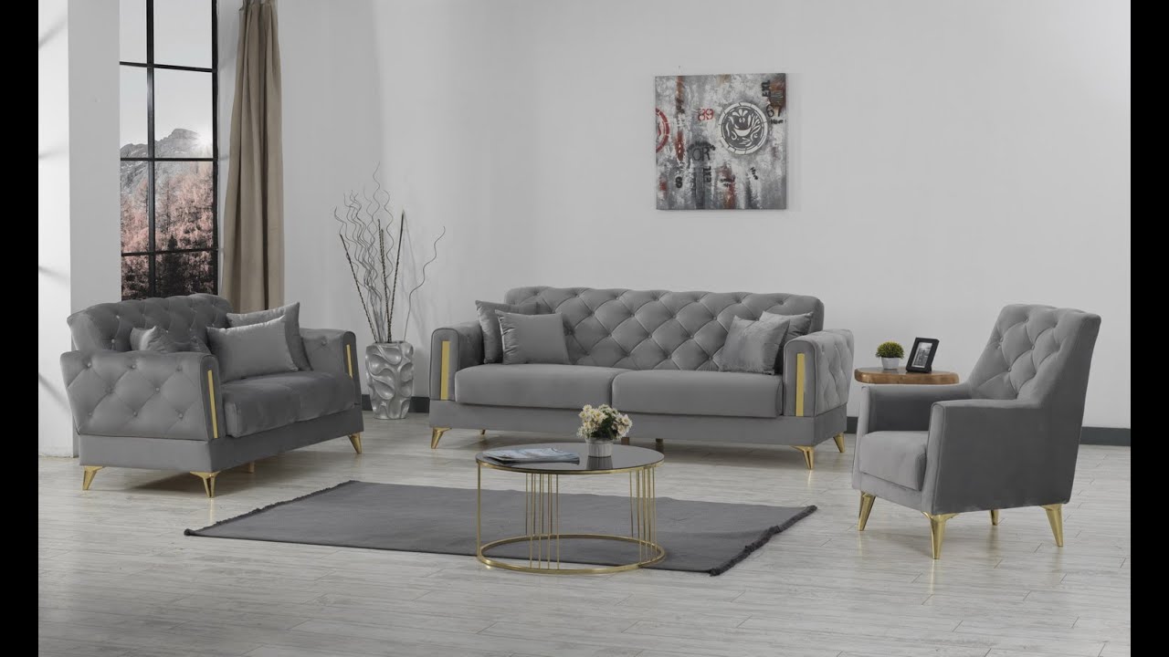 Charlotte Living room with storage and bed