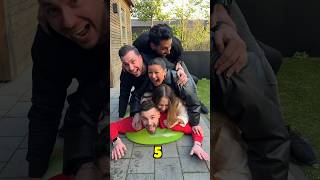 Thumbnail for Wanneer klapt de waterballon? 💦