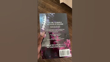 What are you reading!? #booktubetbr #booktok #books #bookworm #bookish #bookrecommendations