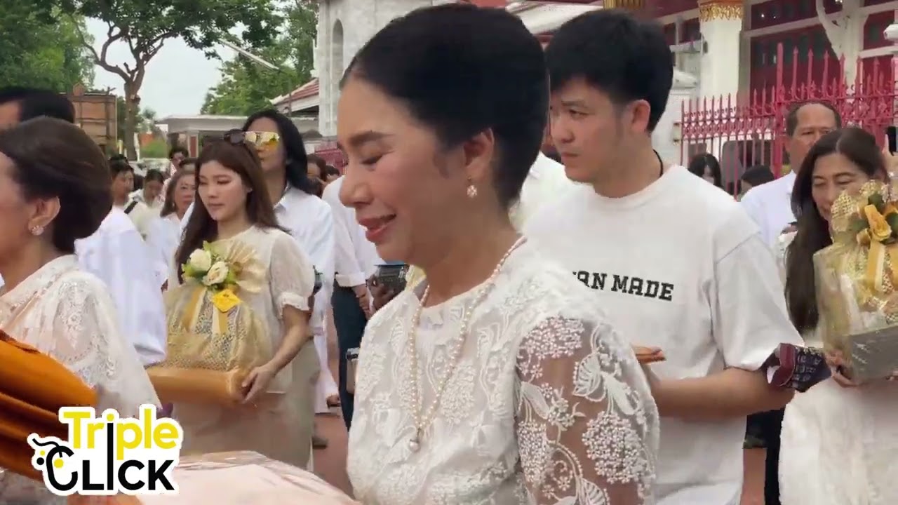 You will be emotinal watching Tul Pakorn play the fiancé role at Mew’s ordination. #mewsuppasit #tul