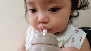 [SUB] Just a video of a Korean baby drinking milk. 🥛