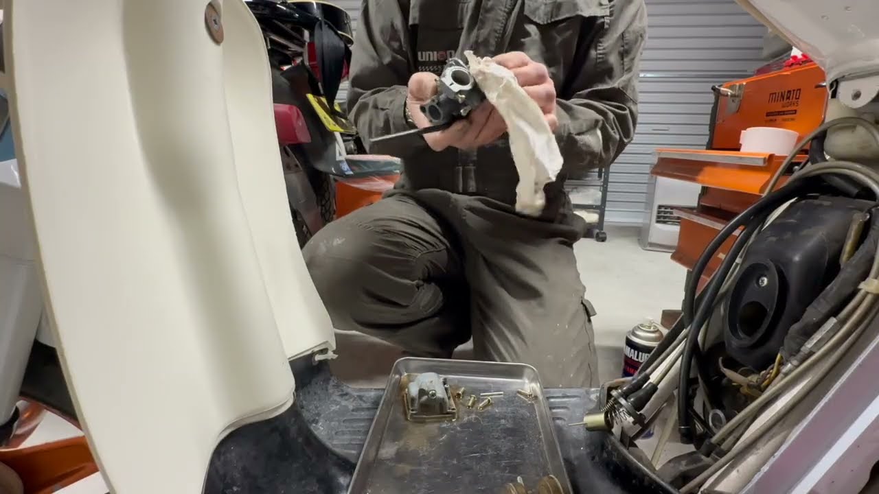 希少な原付パッソルのキャブレター清掃。定期メンテナンス