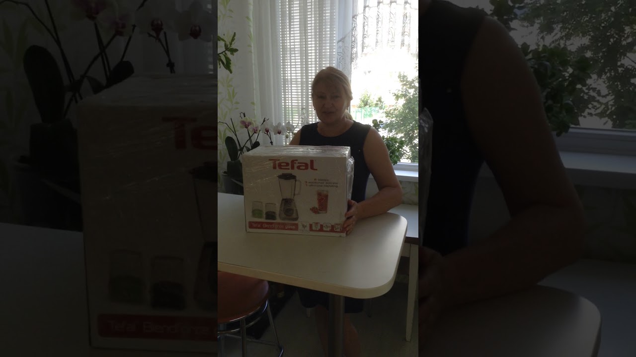 Посылка из интернет магазина Rozetka блендер Tefal blendforce glass