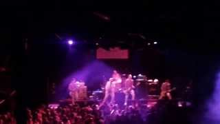 Video thumbnail of "Straight Up (Paula Abdul cover) - Me First and the Gimme Gimmes (Melkweg 27-2-2014)"