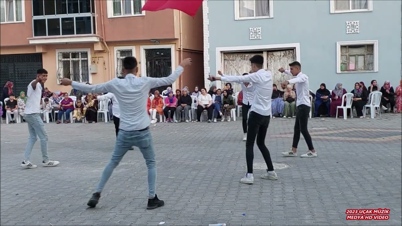 Ekin ektim düzlere Dilek Hüdayda Köprünün altında bir lira buldum Mehmet Kapal 2023 HD KLİP