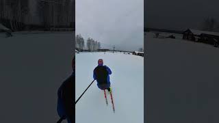 Открываю лыжный сезон на горнолыжном склоне   #shorts #crosscountryski #insta360 #лыжи #лыжныегонки