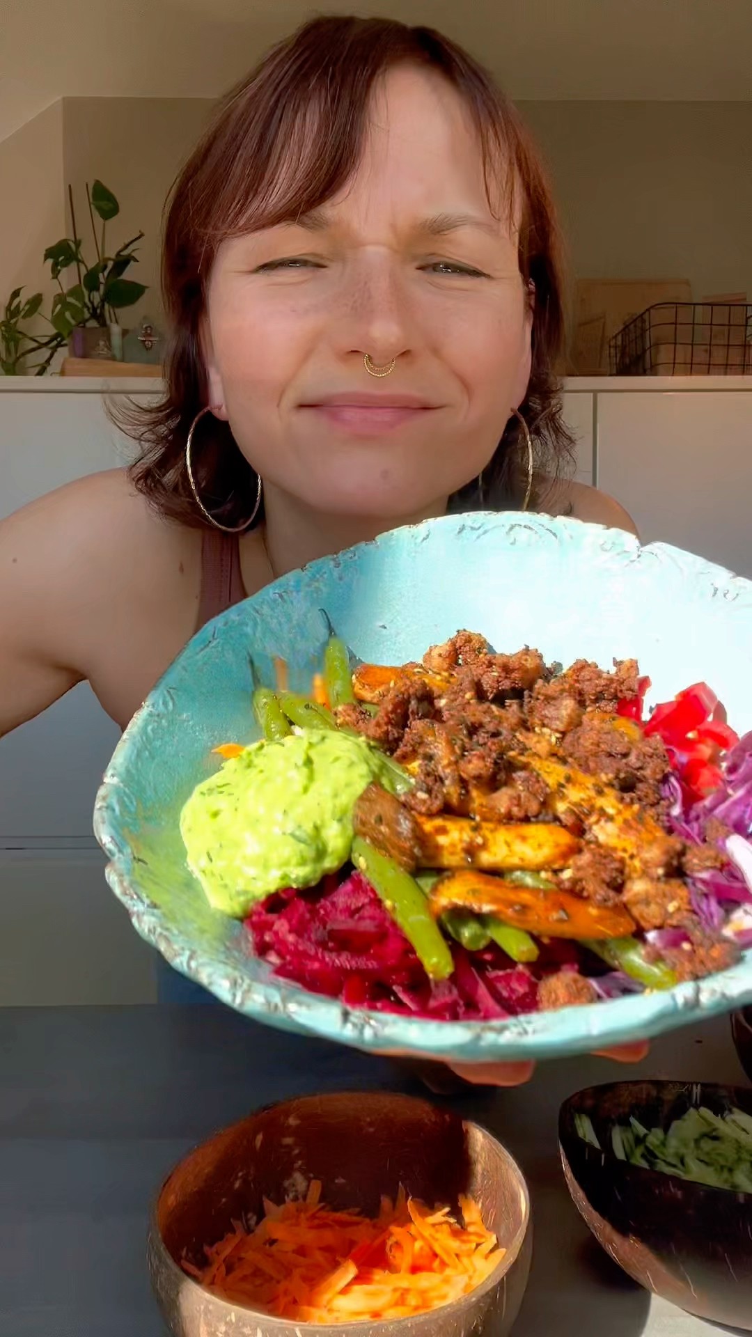 VEGGIE BOWL mit CRUNCHY Tofu Topping & Bärlauch Avocado Pesto - YouTube VEGGIE BOWL mit CRUNCHY Tofu Topping & Bärlauch Avocado Pesto - YouTube