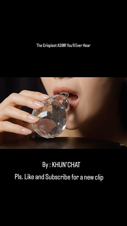 The Crispiest ASMR You'll Ever Hear #ASMR #SatisfyingSounds  #GlassASMR#GlassPear #BitingSounds