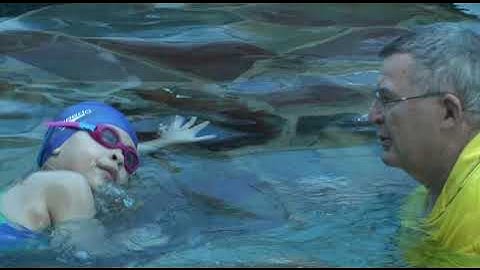 Teaching freestyle breathing to five and six year old children