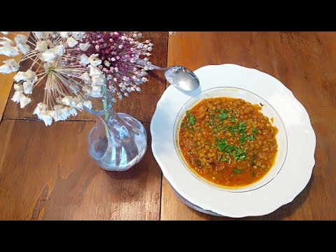 Aromatic Moroccan lentil soup - recipe + calories