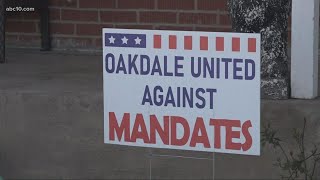 Oakdale Joint Unified students protest the mask mandate