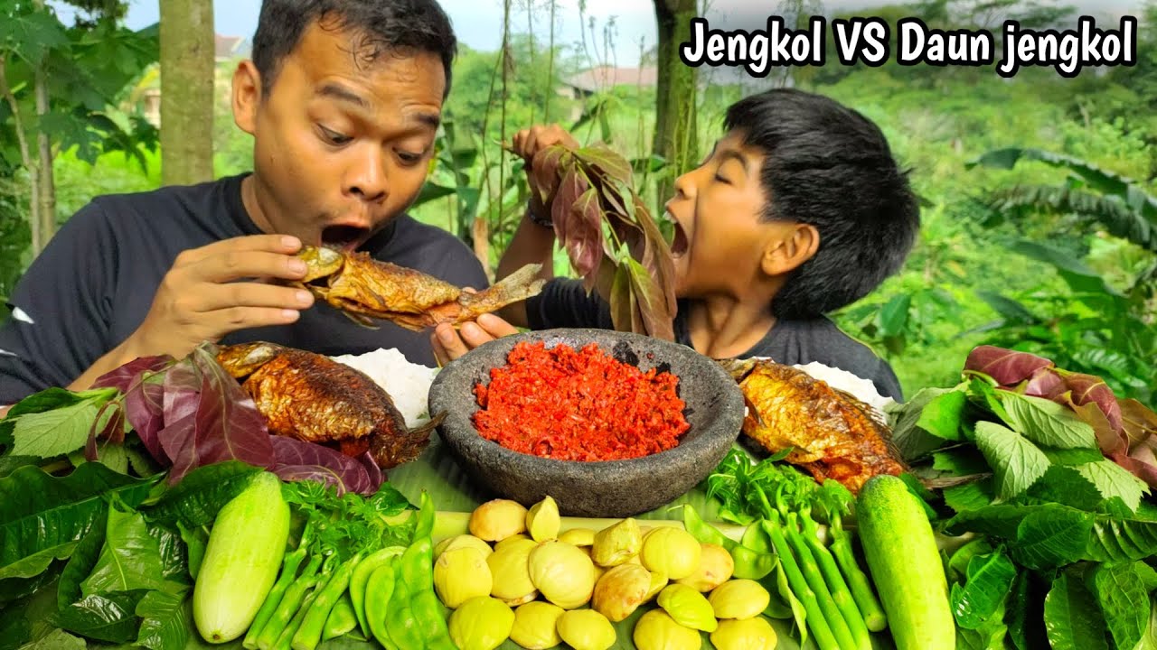 Mukbang ikan mas gorgar + lalapan mentah, jengkol + batang pepaya + roay + sintrong + sambel terasi