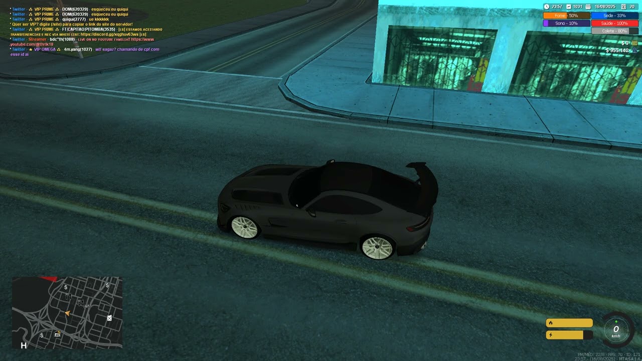 staff abusando d poder dando tp para player comprar a casa