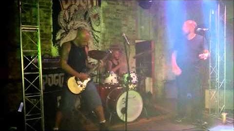 COVA - Descent Into Doom [28.11.2015]