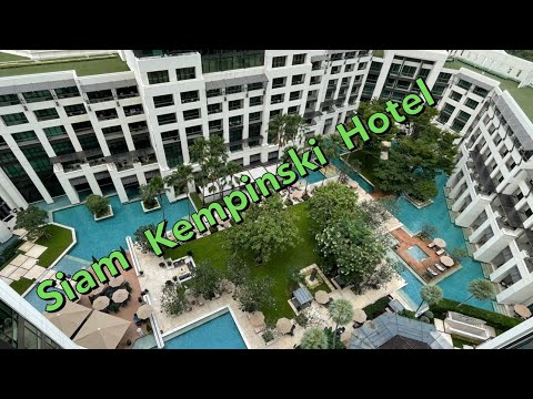 Executive balcony room