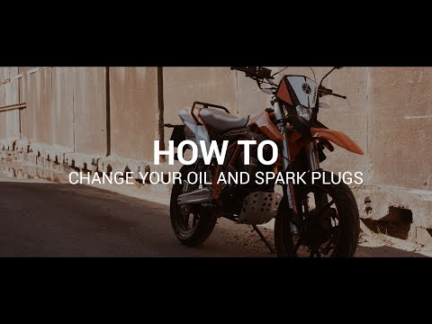 How To: Motorcycle Oil & Spark Plug Change - Sinnis Apache SMR