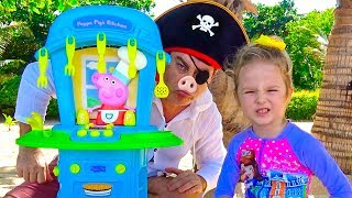 Download lagu Milusik and papa playing in cafe MP3 Download lagu Milusik and papa playing in cafe