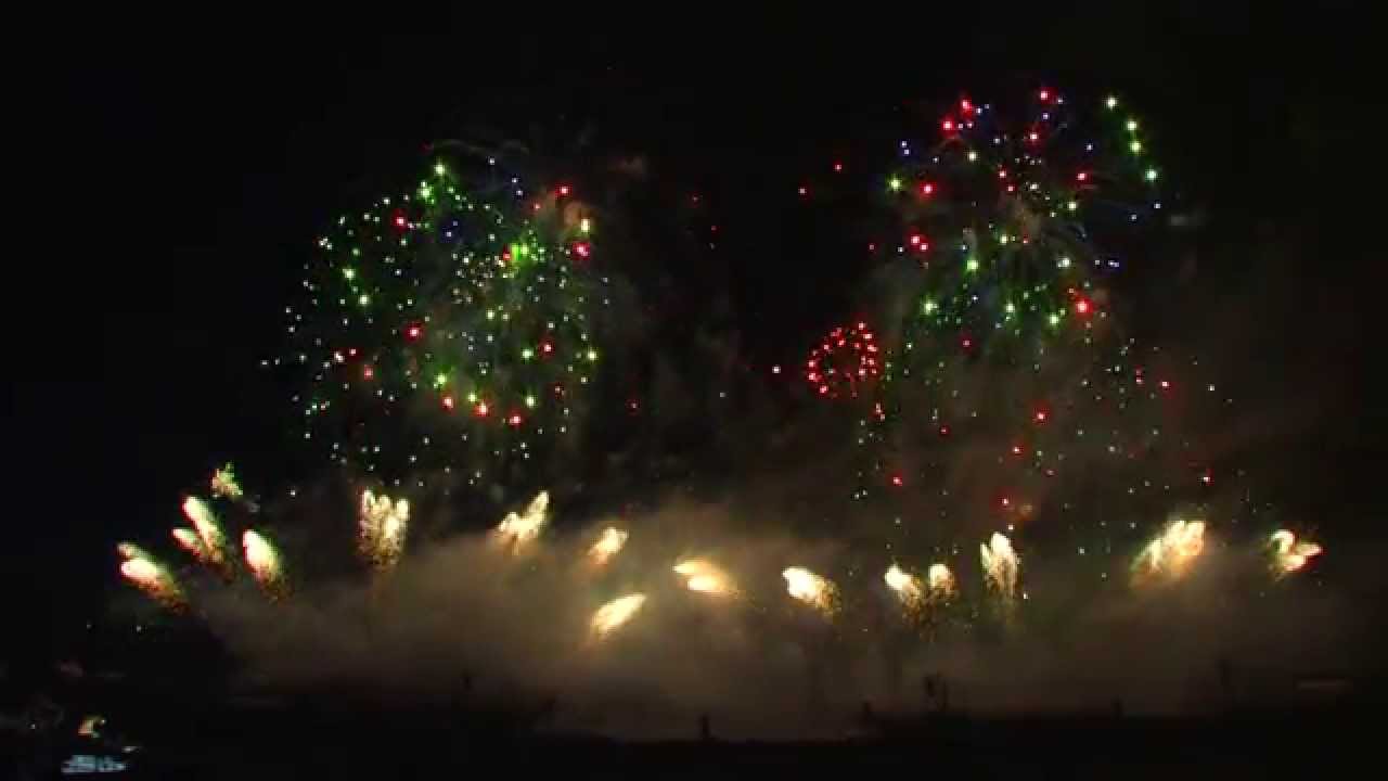 artificioso significato Nuits de Feu 2008: J. Couturier (JCO) - Chantilly, France - Fireworks - Feu artifice - Vuurwerk